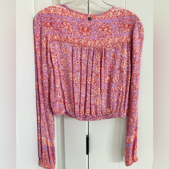 Billabong Floral Blouse - Picture 2 of 3